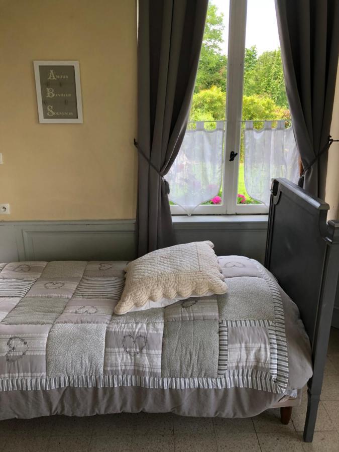 Chambre D'Hotes Romance Saint-Jean-les-Deux-Jumeaux Luaran gambar